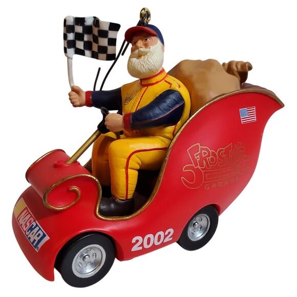 Hallmark Ornament 2002 - Santas Racin Sleigh - Picture 1 of 5